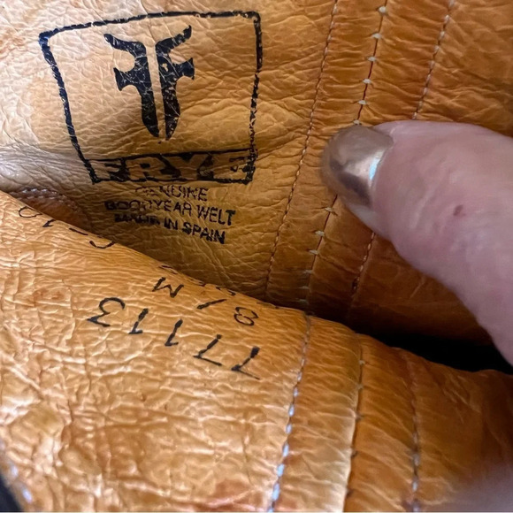 Frye Studded Brown Leather Ankle Booties Sz-8 - Picture 7 of 9